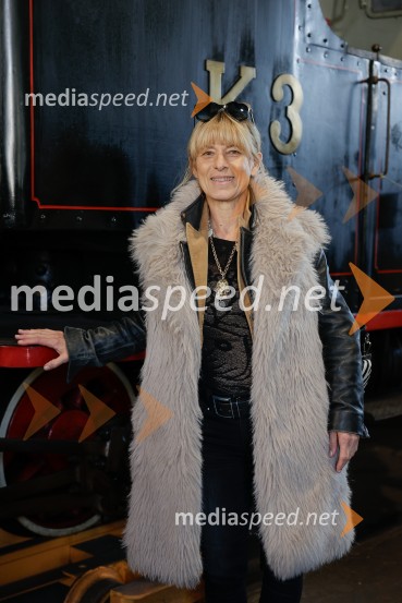  Barbra Jermann, urednica revije SuzyNovinarska konferenca pred festivalom Pivo in cvetje Laško 2025