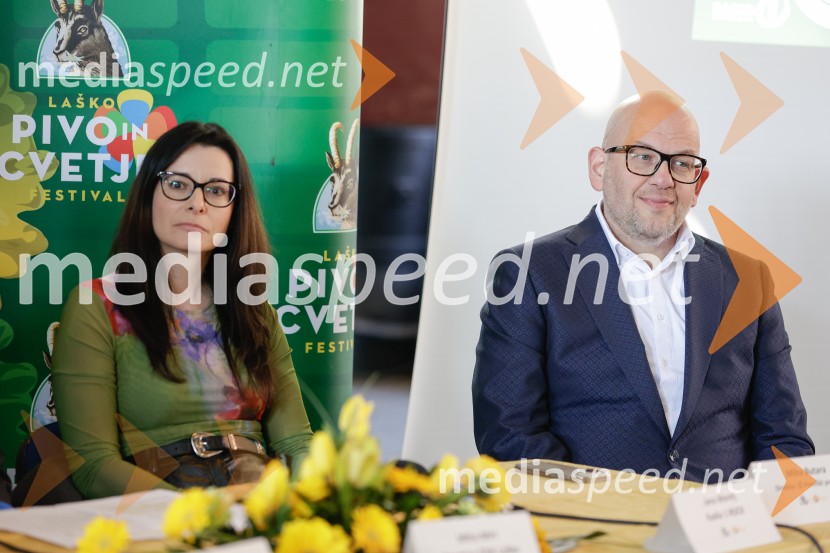  Jana Morelj, radijska in TV voditeljica; prof. dr. Dejan Verčič,  profesor in vodja Centra za marketing in odnose z javnostmi na Fakulteti za družbene vede v Ljubljani, ter partner in direktor za znanje, Herman & partnerji d.o.o.Novinarska konferenca pred festivalom Pivo in cvetje Laško 2025