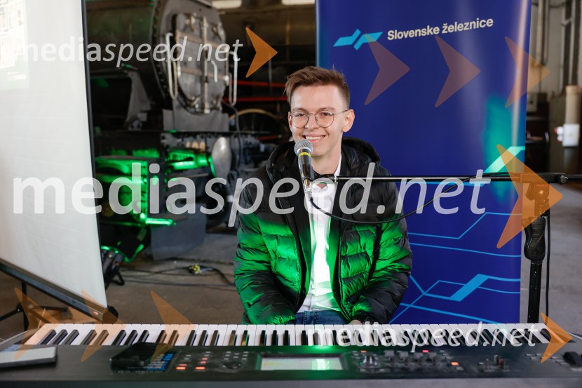  Aleks Fras, klaviatureNovinarska konferenca pred festivalom Pivo in cvetje Laško 2025