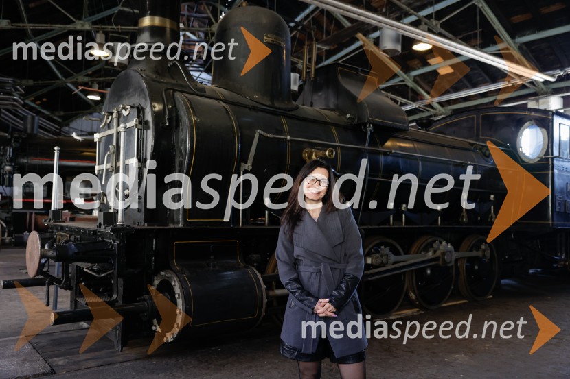  Jana Morelj, radijska in TV voditeljicaNovinarska konferenca pred festivalom Pivo in cvetje Laško 2025