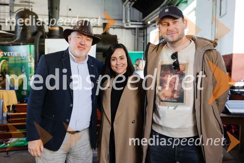  Urban Centa, organizator glasbenega programa ;  ... ;  ... Novinarska konferenca pred festivalom Pivo in cvetje Laško 2025