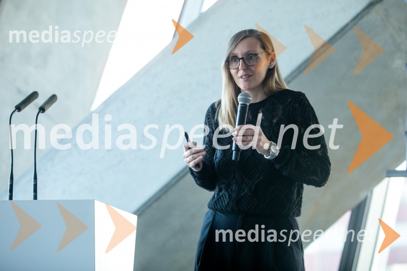  Majda Modic Taslidža2. Effie dan