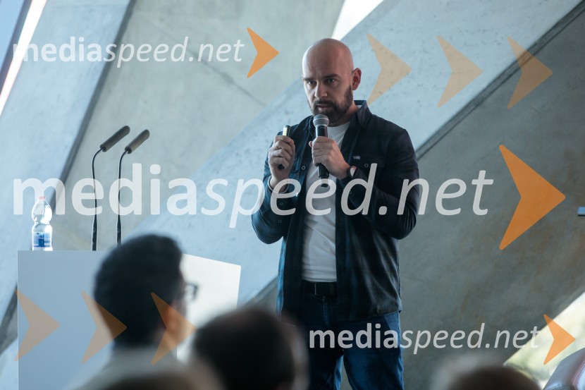  Davorin Milinović2. Effie dan