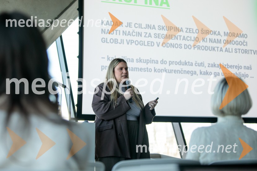  Kaja Elsner, tekstopiska, Grey2. Effie dan