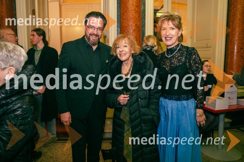  Marko  Hribernik, direktor SNG Opera in balet Ljubljana;  Milena  Zupančič, igralka;  Vesna Jurca Tadel, ravnateljica SNG Drama LjubljanaOpera za tri groše, koprodukcija SNG Drama Ljubljana in SNG Opera in balet Ljubljana