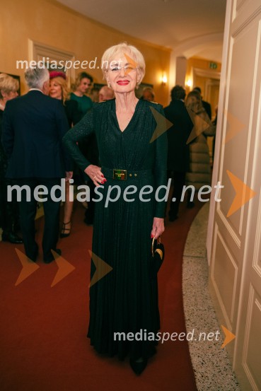  Metka  Premerl, slavistkaOpera za tri groše, koprodukcija SNG Drama Ljubljana in SNG Opera in balet Ljubljana