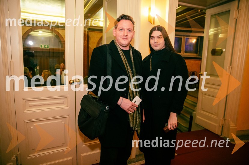  Rok Rappl - Rocc;  Borjan LitovskiOpera za tri groše, koprodukcija SNG Drama Ljubljana in SNG Opera in balet Ljubljana