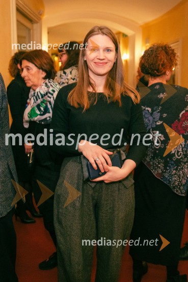  Nina Gostiša, novinarka, DeloOpera za tri groše, koprodukcija SNG Drama Ljubljana in SNG Opera in balet Ljubljana