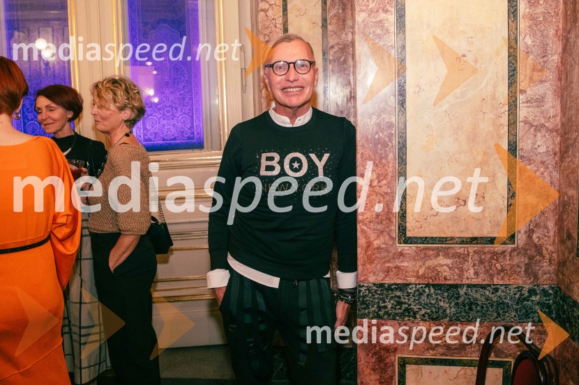   Igor  Jelen-Iggy, Hiša umetnosti IGEN CeljeOpera za tri groše, koprodukcija SNG Drama Ljubljana in SNG Opera in balet Ljubljana