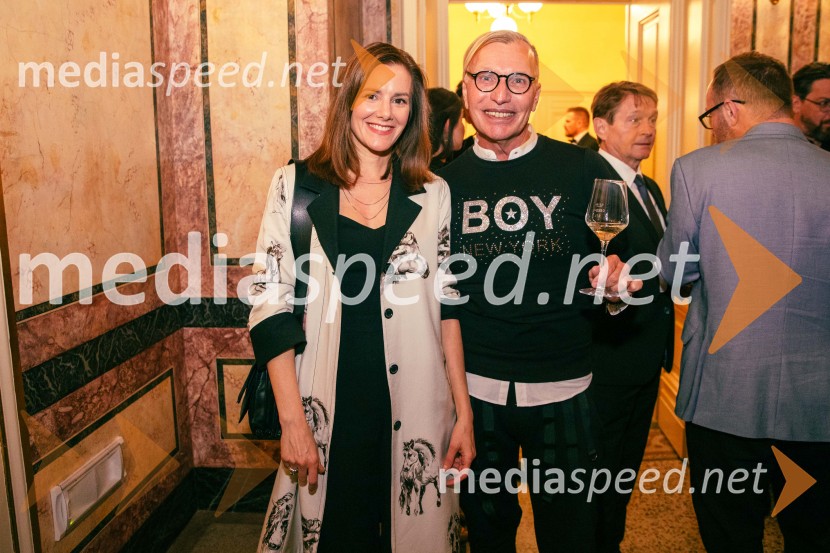  ... ;   Igor  Jelen-Iggy, Hiša umetnosti IGEN CeljeOpera za tri groše, koprodukcija SNG Drama Ljubljana in SNG Opera in balet Ljubljana