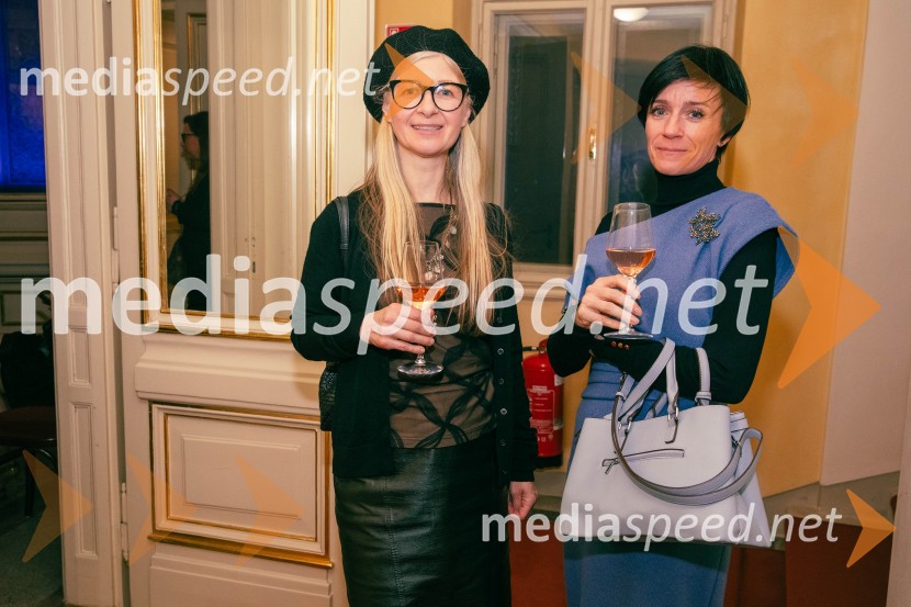  Natalija Pihler, profesorica nemščine;  ... Opera za tri groše, koprodukcija SNG Drama Ljubljana in SNG Opera in balet Ljubljana