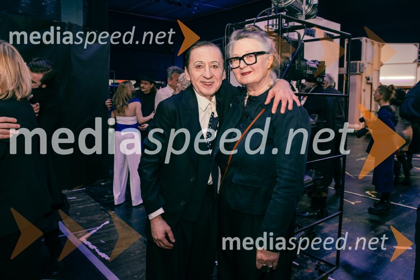  Gregor Baković, igralec;  ... Opera za tri groše, koprodukcija SNG Drama Ljubljana in SNG Opera in balet Ljubljana