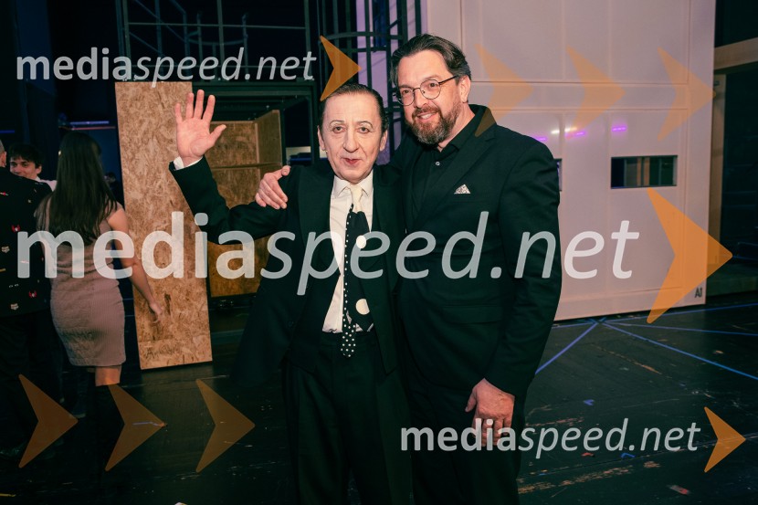  Gregor Baković, igralec;  Marko  Hribernik, direktor SNG Opera in balet LjubljanaOpera za tri groše, koprodukcija SNG Drama Ljubljana in SNG Opera in balet Ljubljana