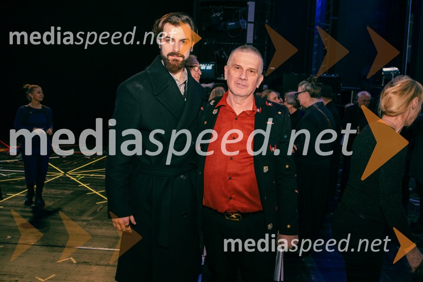  Domen Novak, igralec ;  ... Opera za tri groše, koprodukcija SNG Drama Ljubljana in SNG Opera in balet Ljubljana