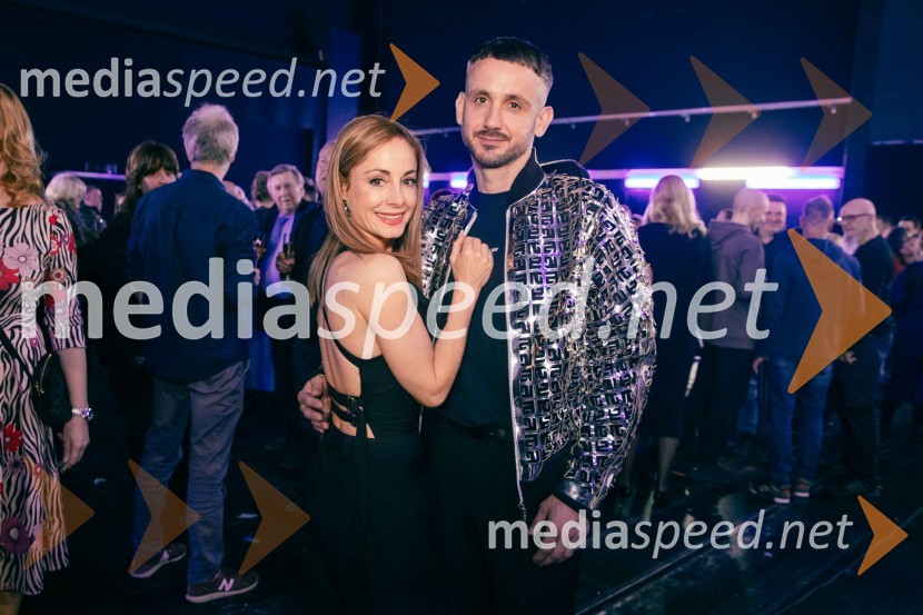  Ana Klašnja, balerina;  Jernej Pristov, vodja službe za odnose z javnostmi SNG Drama LjubljanaOpera za tri groše, koprodukcija SNG Drama Ljubljana in SNG Opera in balet Ljubljana