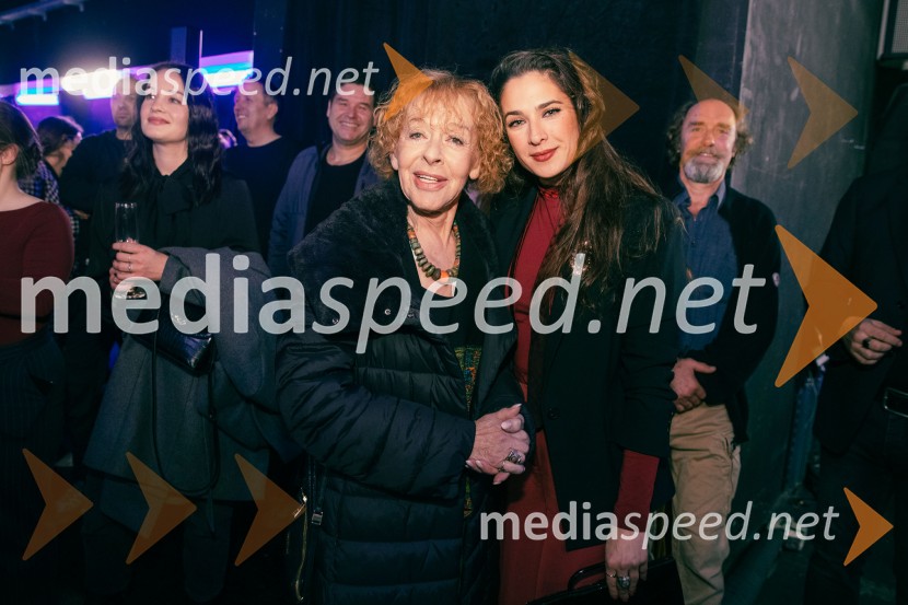  Milena  Zupančič, igralka;  Saša Pavlin Stošić, igralkaOpera za tri groše, koprodukcija SNG Drama Ljubljana in SNG Opera in balet Ljubljana