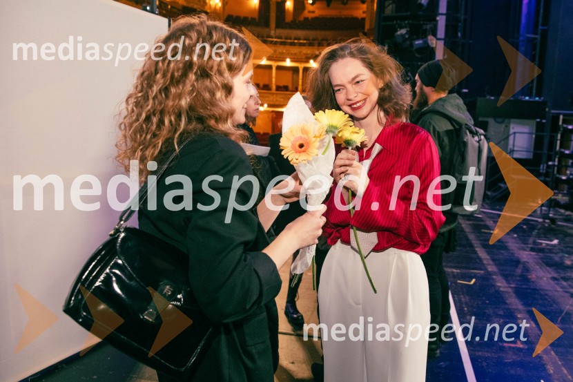  ... ;  Mina Švajger, igralkaOpera za tri groše, koprodukcija SNG Drama Ljubljana in SNG Opera in balet Ljubljana