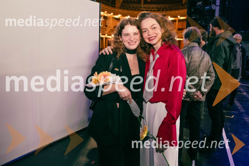  ... ;  Mina Švajger, igralkaOpera za tri groše, koprodukcija SNG Drama Ljubljana in SNG Opera in balet Ljubljana