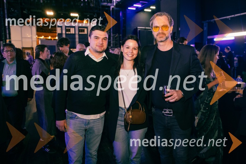  ... ;  ... ;  Jurij  Zrnec, igralecOpera za tri groše, koprodukcija SNG Drama Ljubljana in SNG Opera in balet Ljubljana