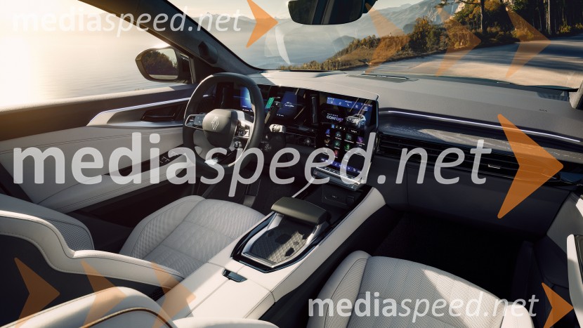 Renault Espace: Inteligentna prostornost in napredna hibridna tehnologija