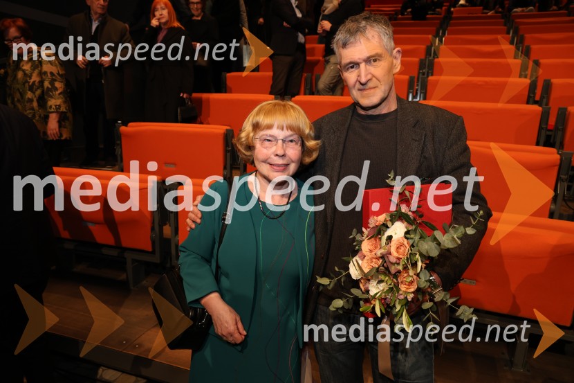  ... ;  Avgust Demšar, pisateljGlazerjeve nagrade 2025, podelitev