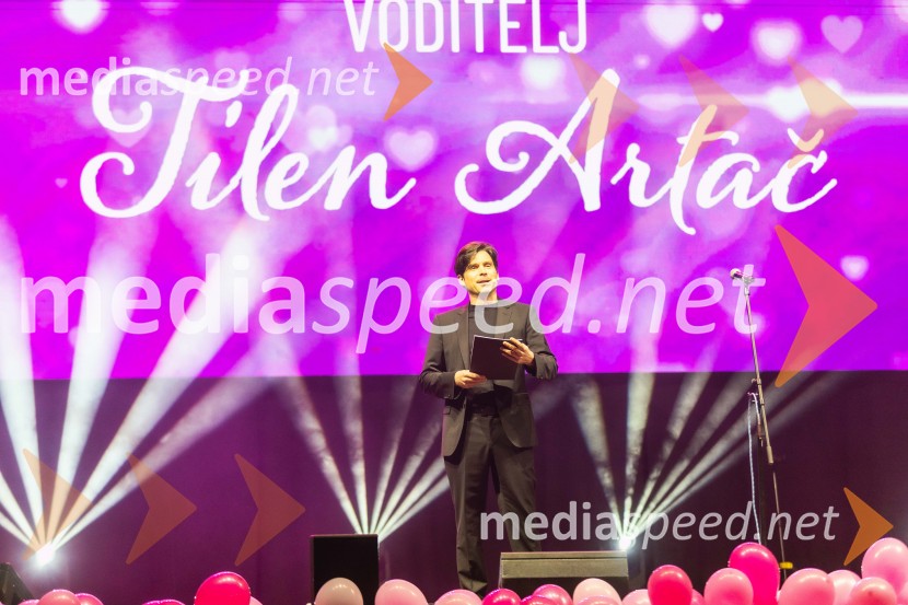  Tilen Artač, imitator, glasbenikVeliki dobrodelni koncert za Karolino