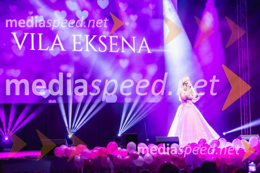  Vila  EksenaVeliki dobrodelni koncert za Karolino