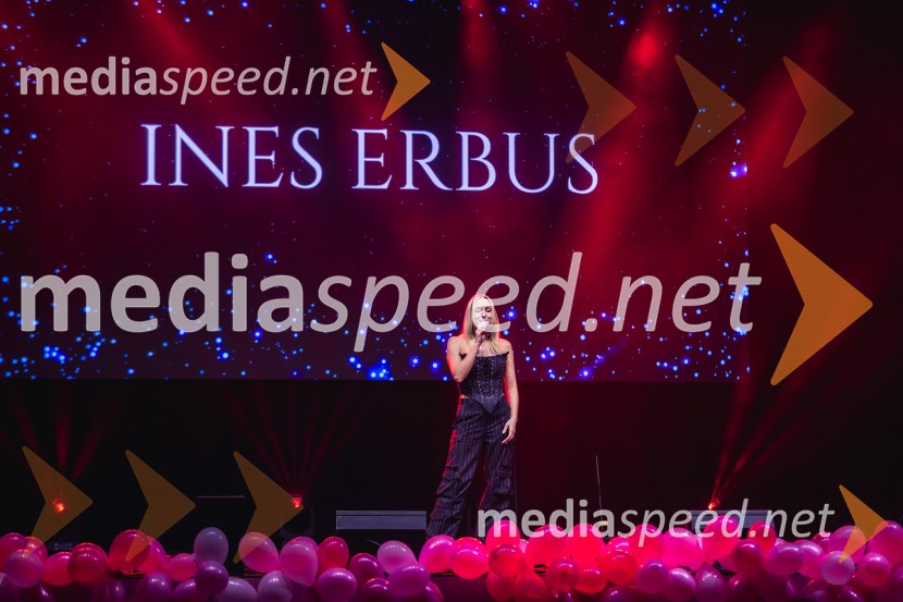  Ines Erbus, pevkaVeliki dobrodelni koncert za Karolino