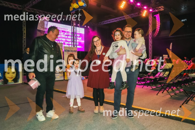 Veliki dobrodelni koncert za Karolino