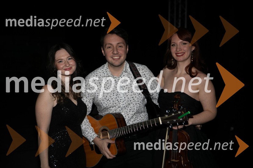  ... ;  Alex Volasko, pevec;  ... Veliki dobrodelni koncert za Karolino