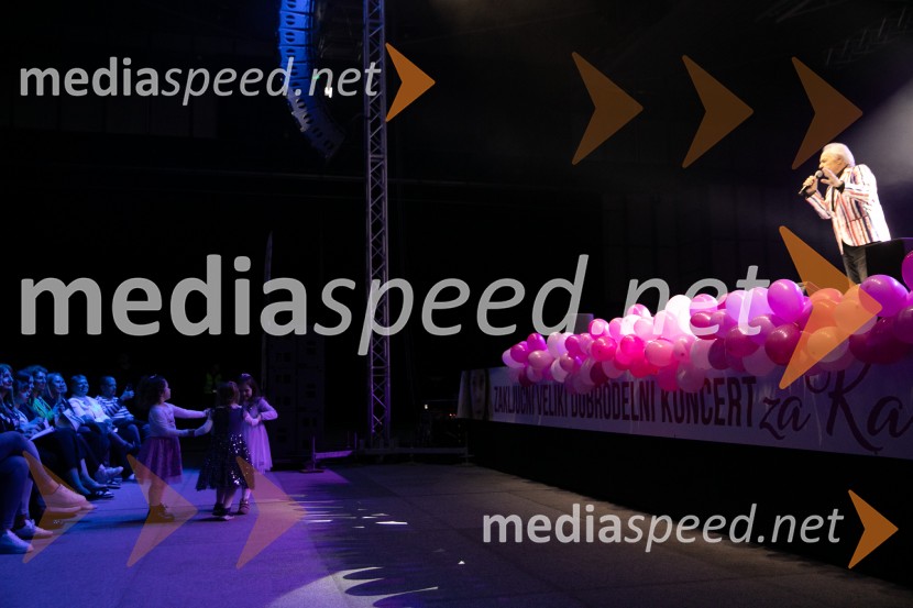  Alfi Nipič, pevecVeliki dobrodelni koncert za Karolino