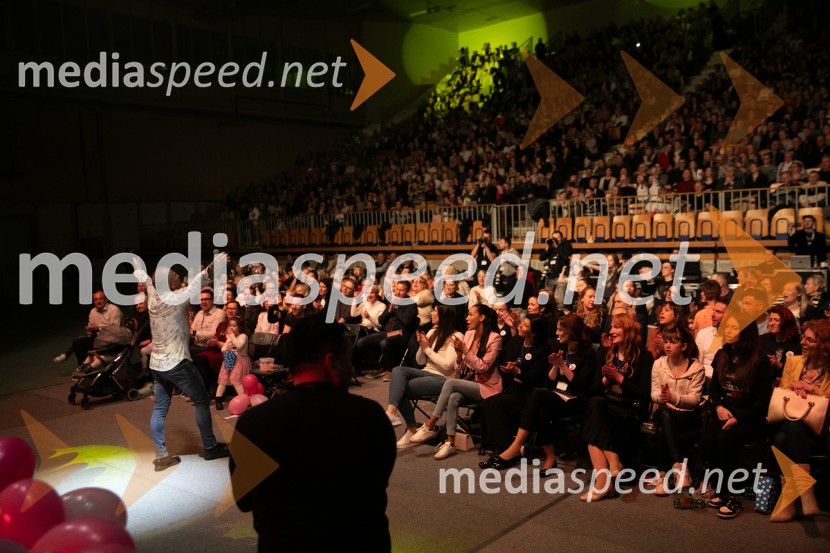 Veliki dobrodelni koncert za Karolino