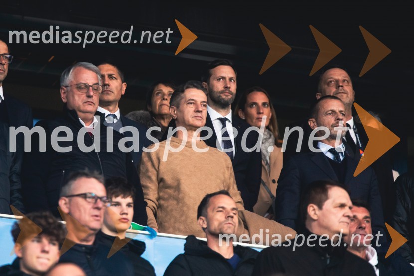  Matjaž Han, minister za gospodarstvo, turizem in šport; dr. Robert Golob, predsednik vlade RS;  Aleksander Čeferin, odvetnik in predsednik UEFESlovenija - Slovaška, nogomet