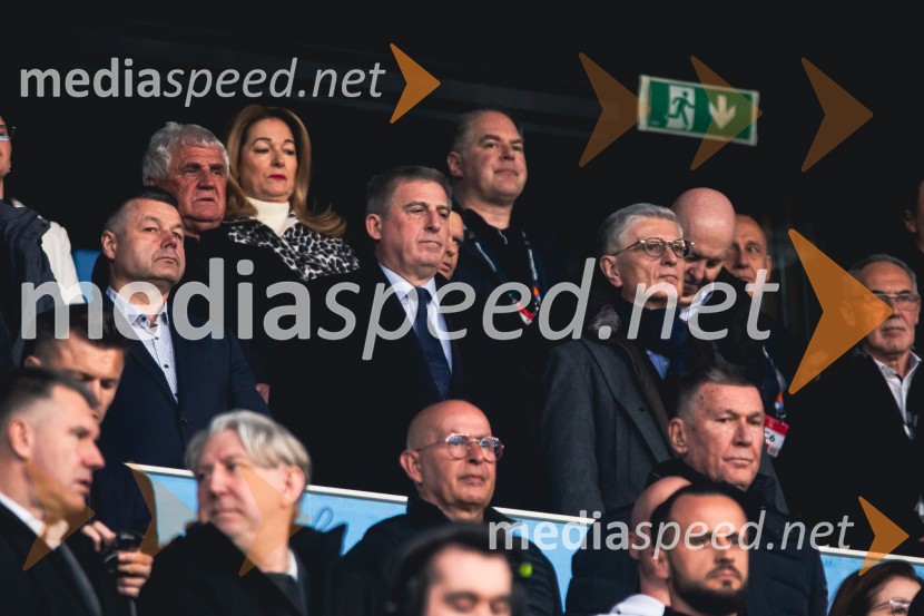  ... ;  ... ;  Franjo Bobinac, predsednik, Olimpijski komite SlovenijeSlovenija - Slovaška, nogomet