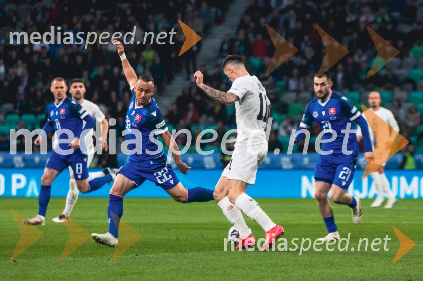 Slovenija - Slovaška, nogomet