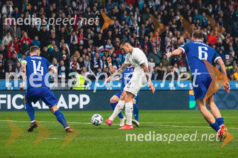 Slovenija - Slovaška, nogomet