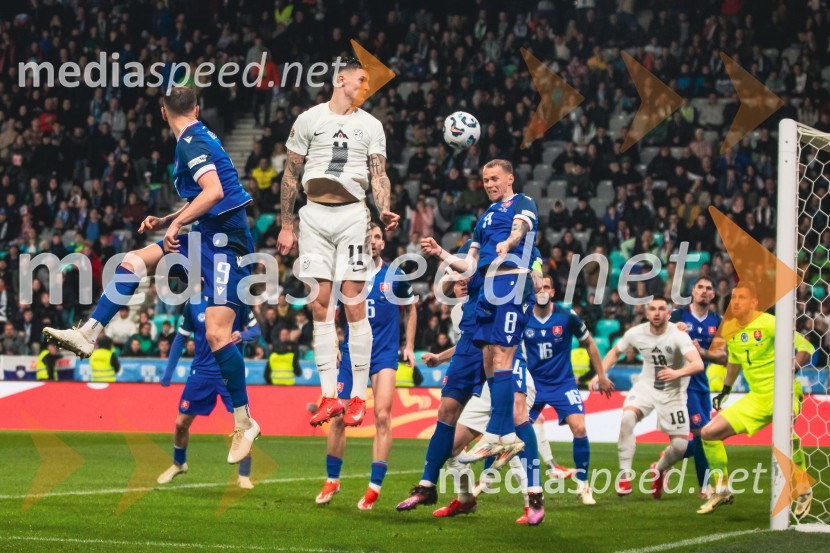 Slovenija - Slovaška, nogomet