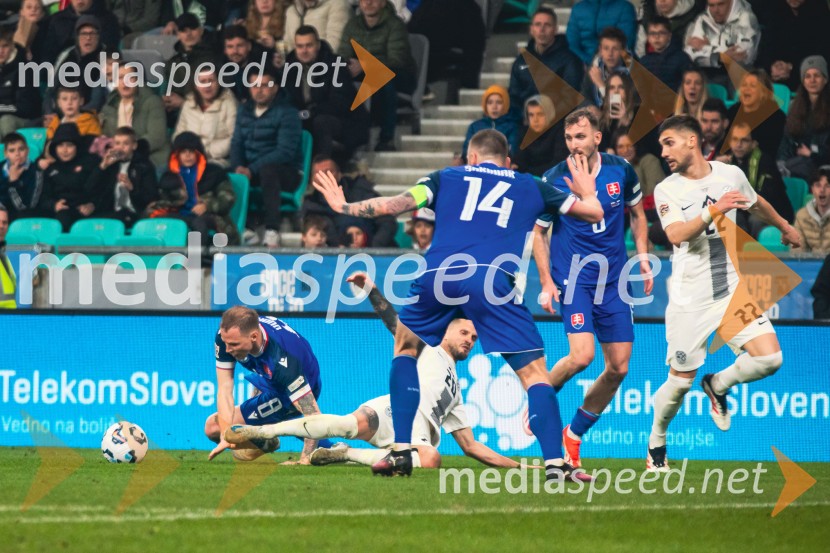 Slovenija - Slovaška, nogomet