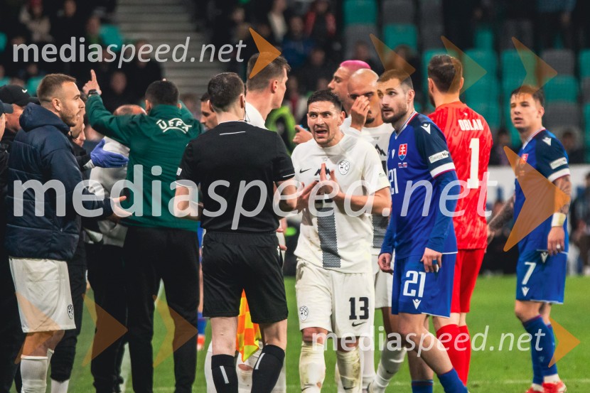 Slovenija - Slovaška, nogomet