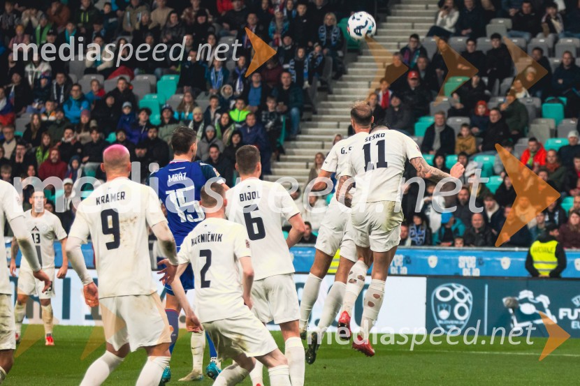 Slovenija - Slovaška, nogomet