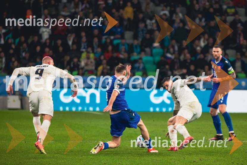 Slovenija - Slovaška, nogomet