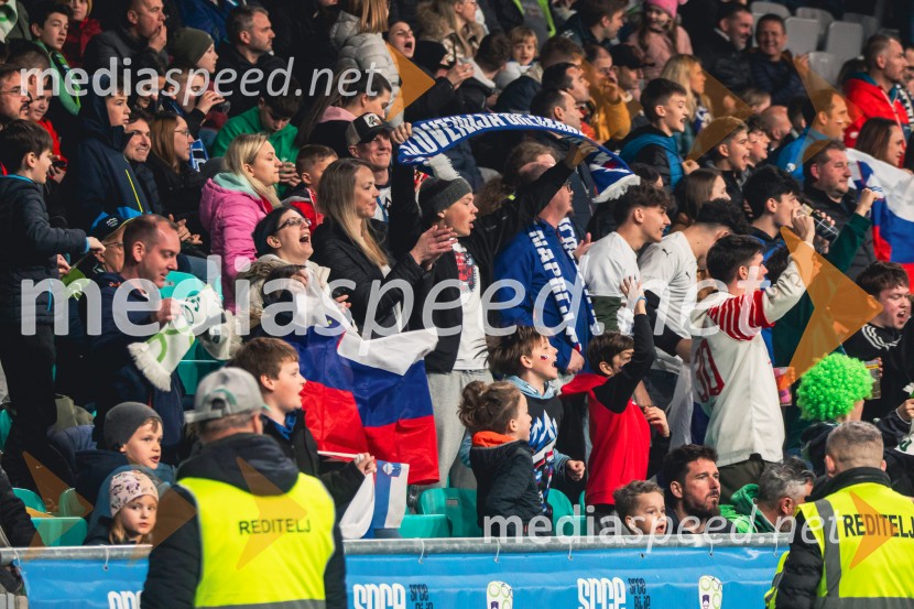 Slovenija - Slovaška, nogomet