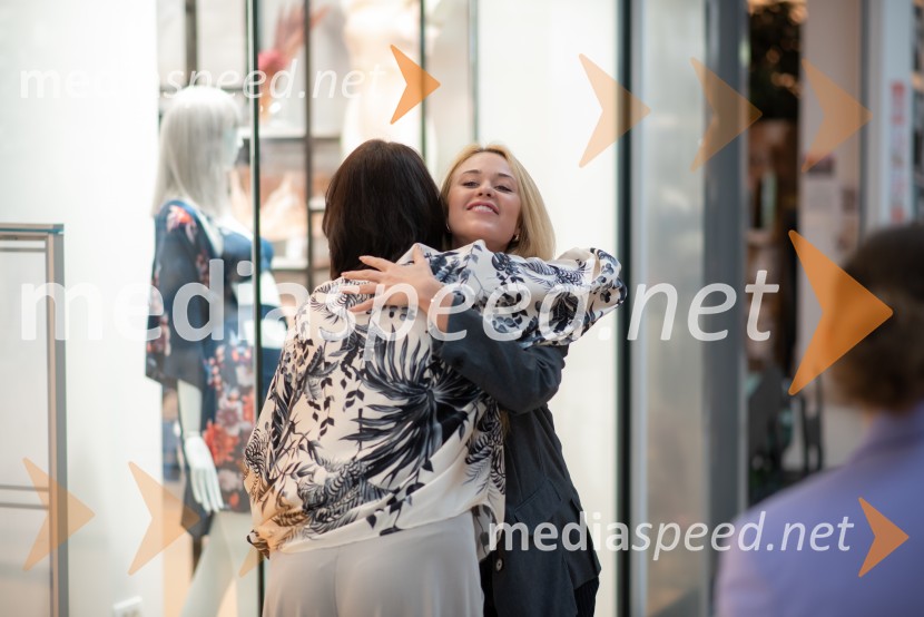  Sara Vrečko, spletna vplivnicaLisca v osveženi podobi, Citycenter Celje