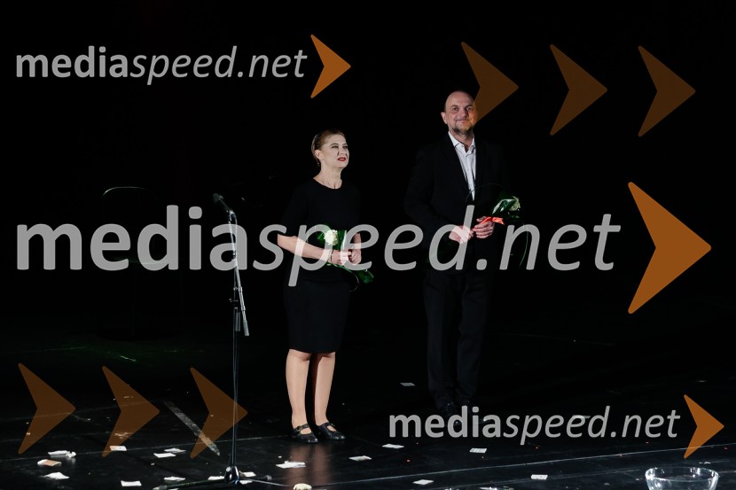  Vesna Pernarčič, igralka;  Joži Šalej, glasbenikPiaf, Edith Piaf – jubilejna predstava ob 20. sezoni, Cankarjev dom