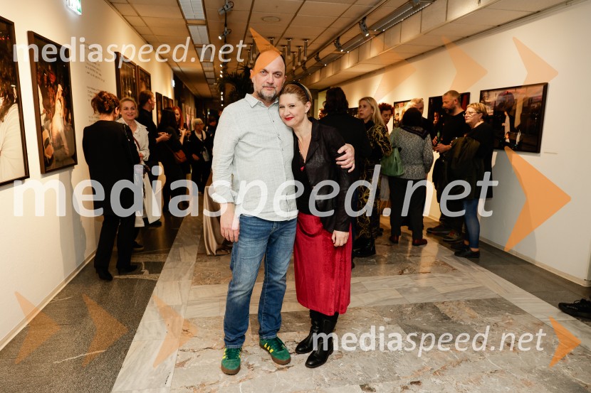  Joži Šalej, glasbenik;  Vesna Pernarčič, igralkaPiaf, Edith Piaf – jubilejna predstava ob 20. sezoni, Cankarjev dom