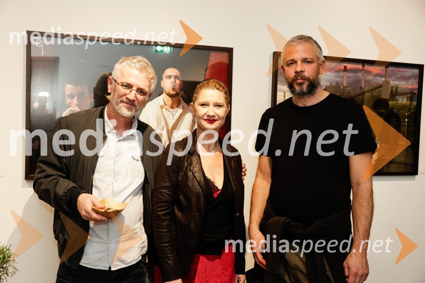  Vesna Pernarčič, igralka;  ... ;  ... Piaf, Edith Piaf – jubilejna predstava ob 20. sezoni, Cankarjev dom