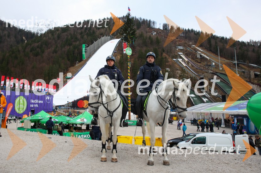 Domen Prevc do rekorda, Anže Lanišek do zmage, Planica 2025, nedelja