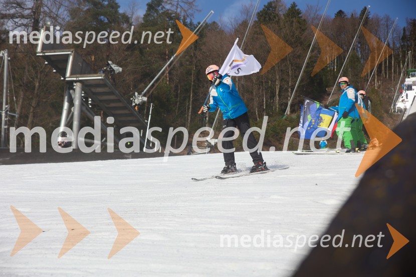 Domen Prevc do rekorda, Anže Lanišek do zmage, Planica 2025, nedelja