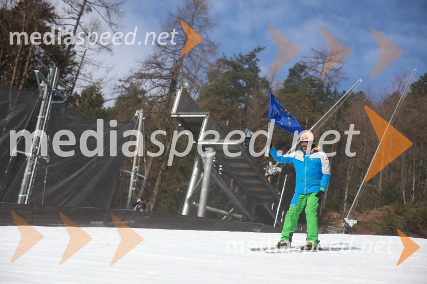 Domen Prevc do rekorda, Anže Lanišek do zmage, Planica 2025, nedelja