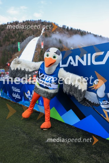 Domen Prevc do rekorda, Anže Lanišek do zmage, Planica 2025, nedelja
